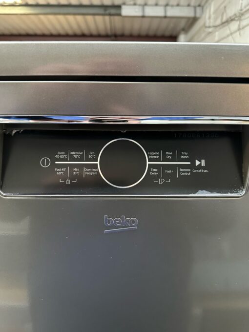 BEKO Pro CornerIntense BDFN36560WCFG WiFi Dishwasher - Graphite - Image 4
