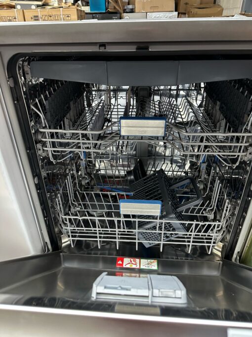 BEKO Pro CornerIntense BDFN36560WCFG WiFi Dishwasher - Graphite - Image 5
