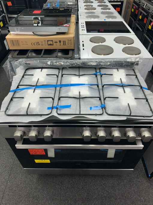 LOGIK LFTG90X18 90cm Dual Fuel Range Cooker – Stainless Steel - Image 6