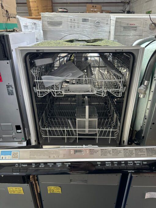 BOSCH Series 2 SMV2HTX02G Full-size Integrated WiFi Dishwasher - Image 5