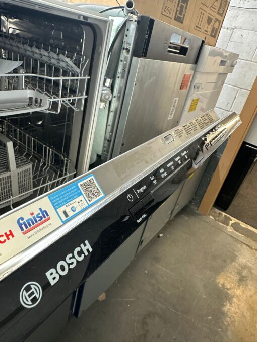 BOSCH Series 2 SMV2HTX02G Full-size Integrated WiFi Dishwasher - Image 4