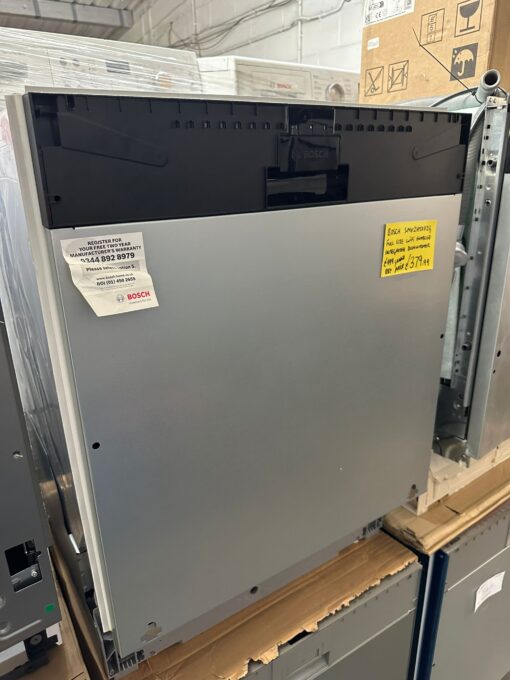 BOSCH Series 2 SMV2HTX02G Full-size Integrated WiFi Dishwasher - Image 3