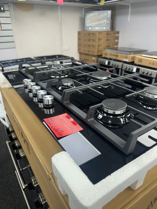 Teknix SCGH91B 90cm Gas Hob - Black - Image 3